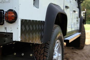 Front Runner Land Rover Defender 90 (1983-2016) Sill Protector / Black